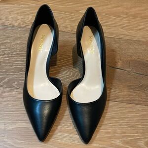 EUC (may be new) Nine West size 7 Shealyno Pumps